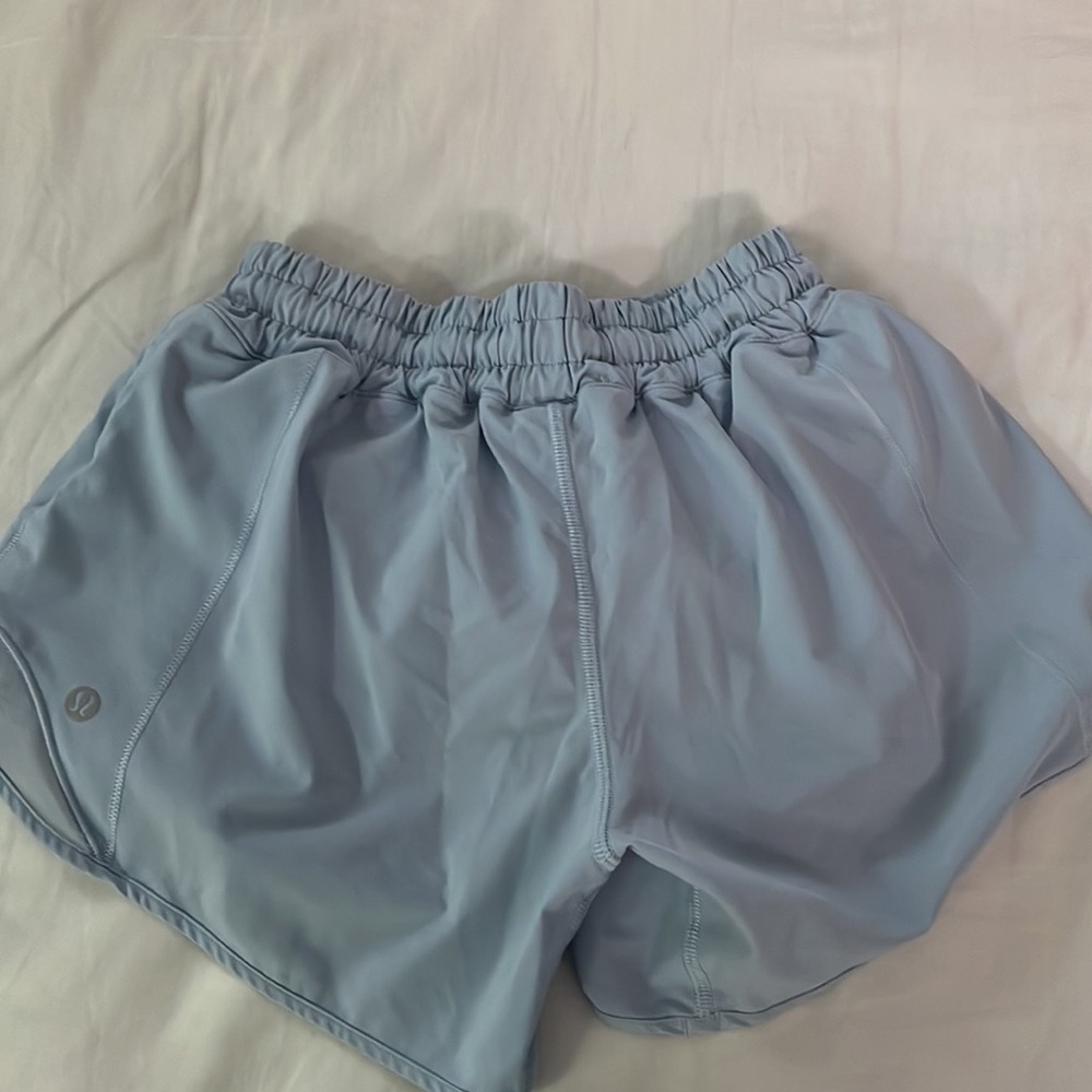 Lululemon Hotty Hot Shorts - Picture 2 of 4